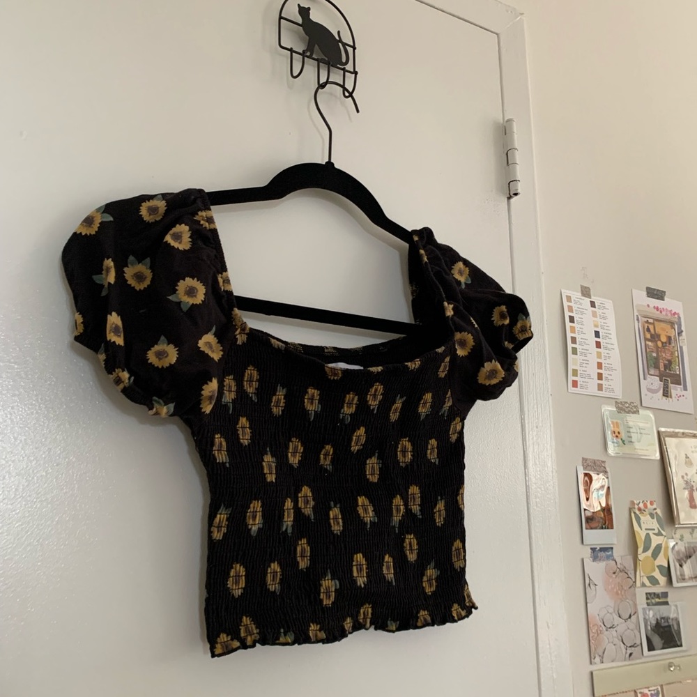 Hollister Sunflower Crop Top